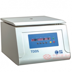 平凡 TDD5 LED/LCD 台式多管自动平衡离心机  角转子